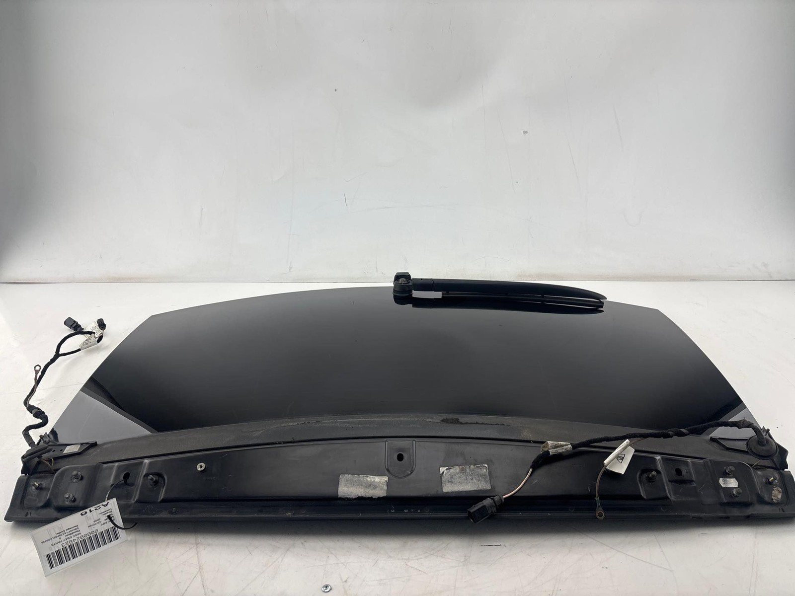 03 - 10 Porsche Cayenne Rear Trunk Lid Windshield Back Window Glass OEM
