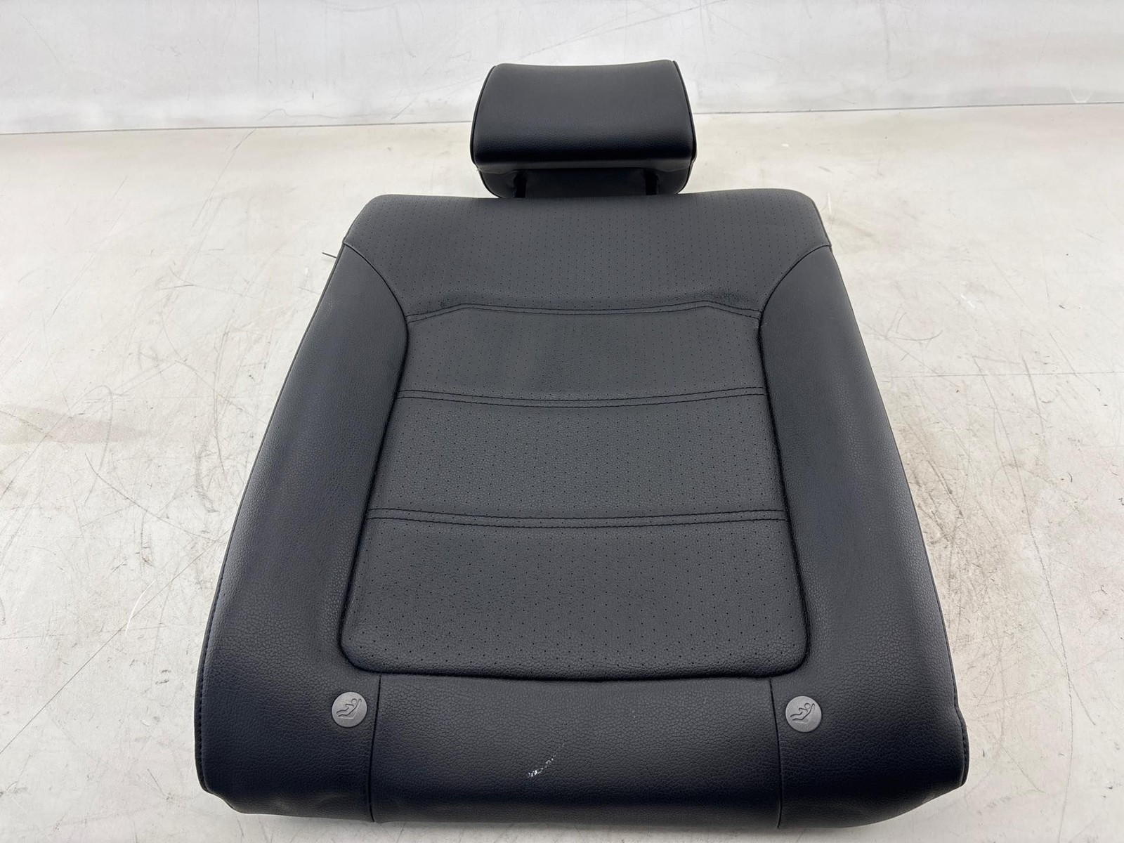 2016 - 2019 Passat Volkswagen Rear Left Upper Seat Cushion OEM