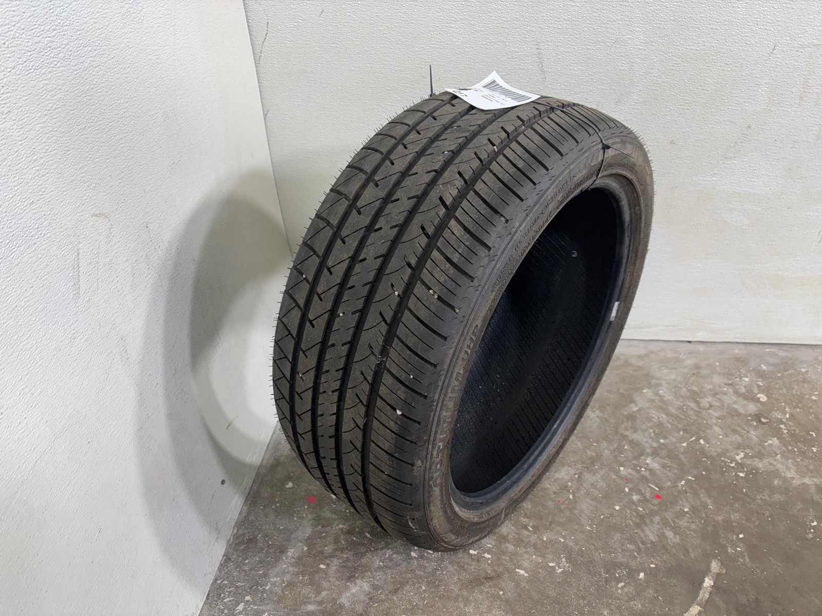 Green Max Optimum UHP Used Tire 245/40 R18 97W M+S 8/32
