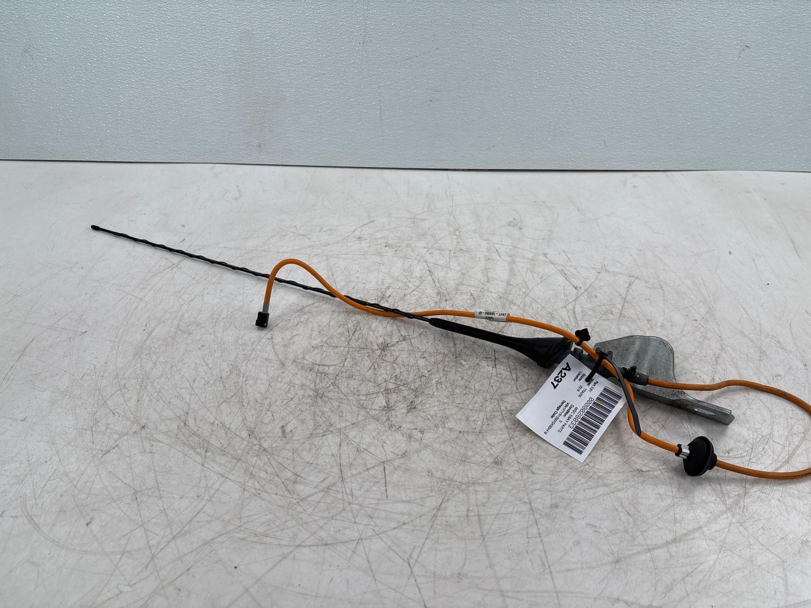 2015-2023 Ford Transit 250 Radio Antenna W/ Cable OEM