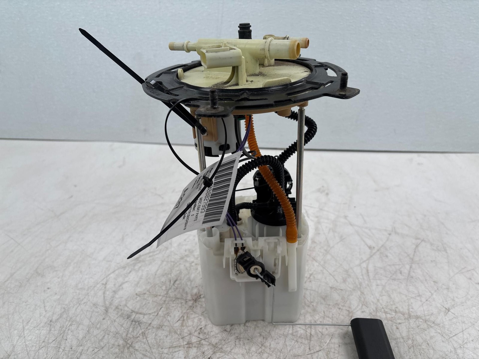 2015-2019 Ford Transit 250 350 150 Fuel Gas Tank Pump OEM