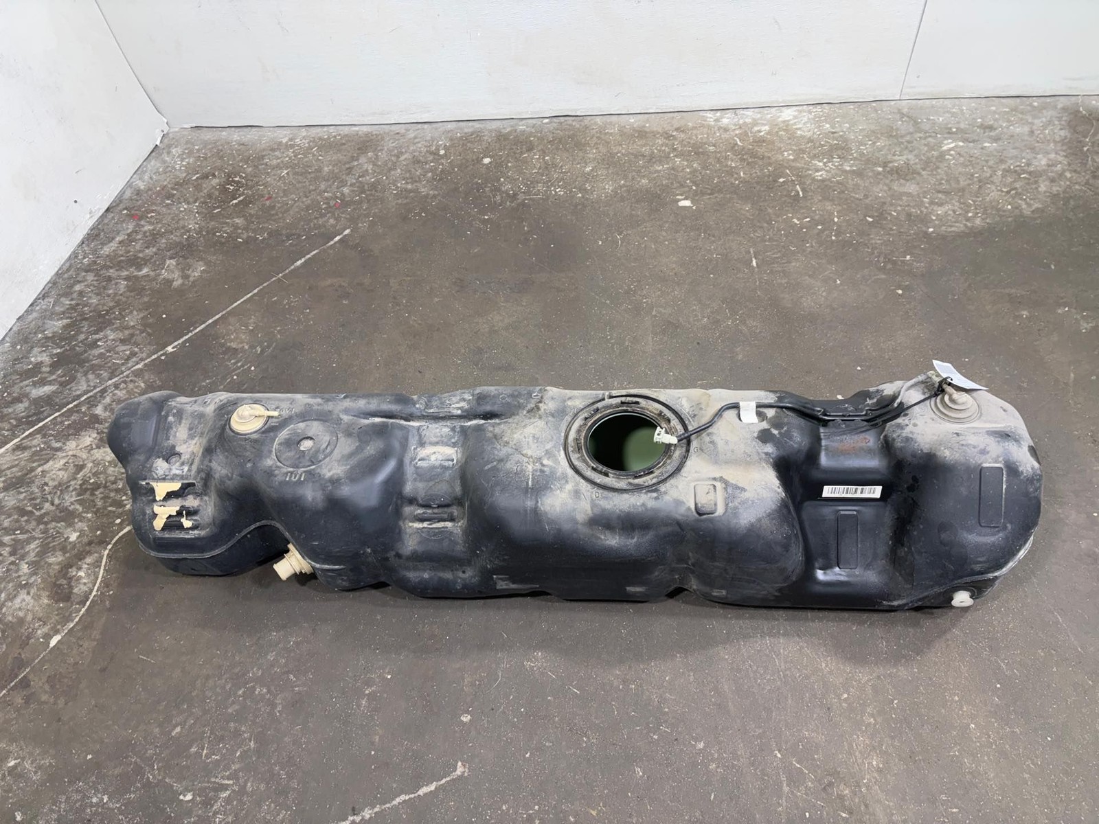 2015-2019 Ford Transit 250 350 150 Fuel Gas Tank Reservoir OEM