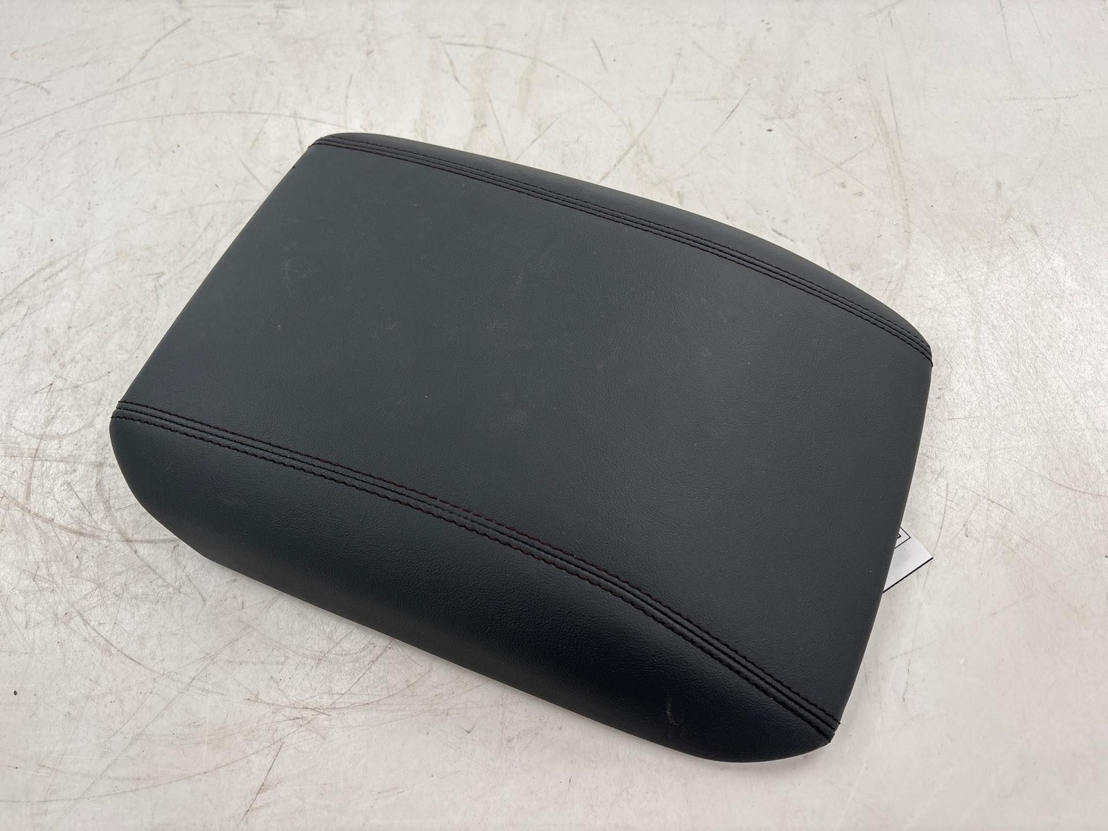 20-25 Ford Explorer 2.3L Center Floor Console Arm Rest Lid OEM