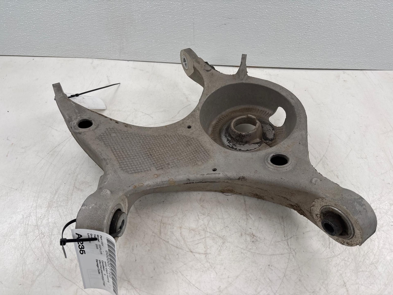 20-25 Ford Explorer 2.3L Rear Right Lower Control Arm spring perch OEM