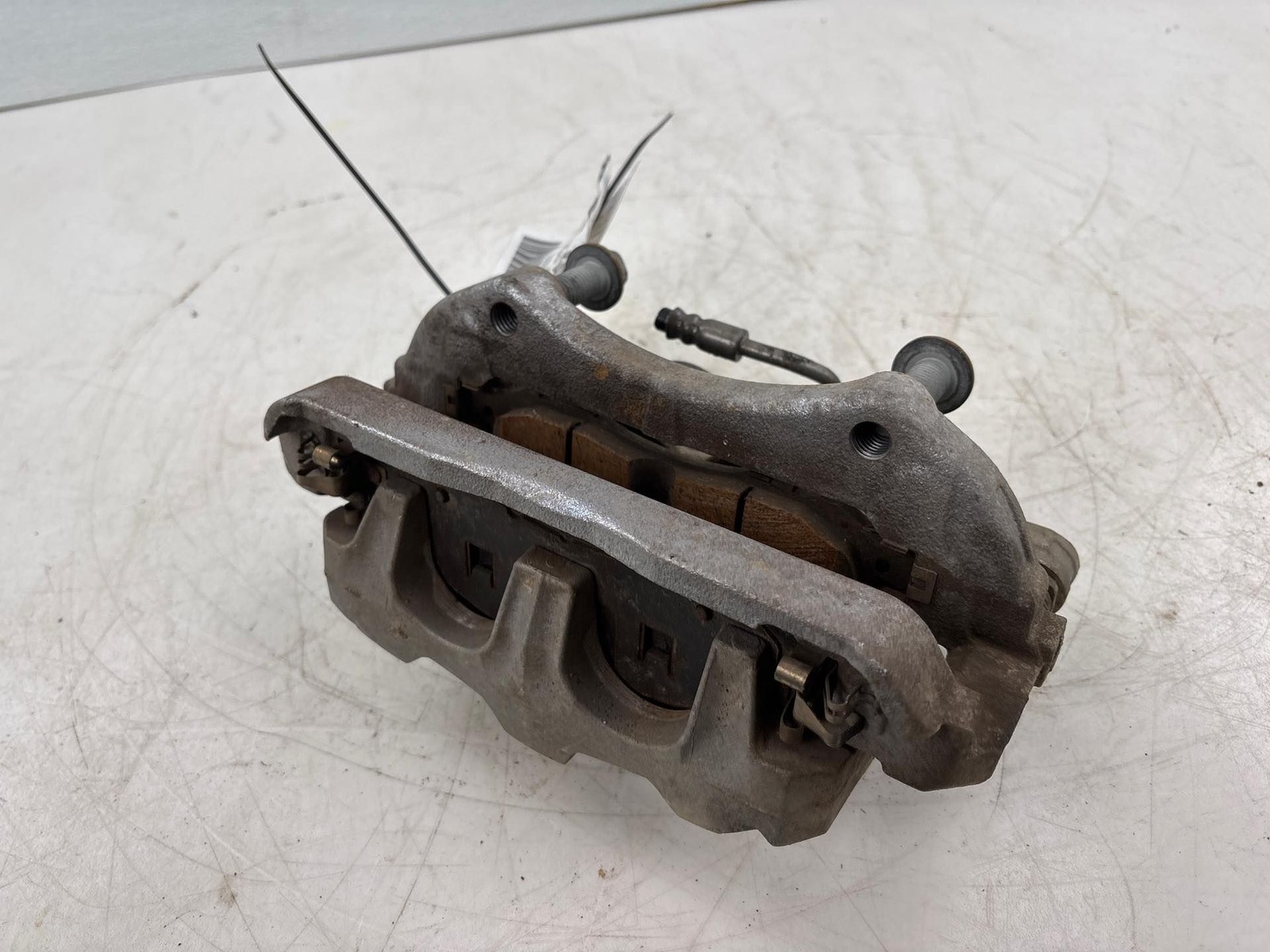 20-25 Ford Explorer 2.3L Front Right Brake Caliper Assembly OEM