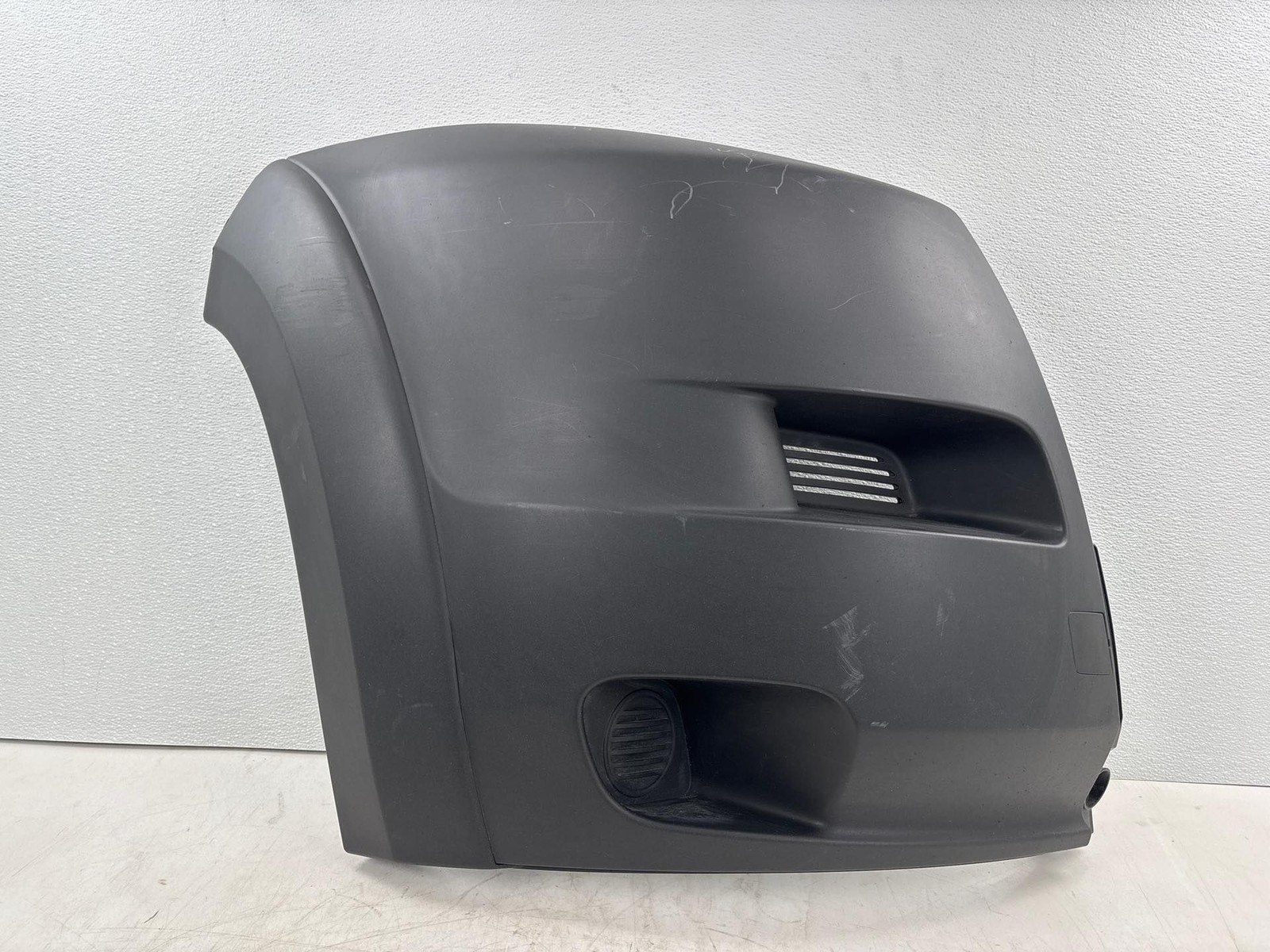 2019-2021 Ram ProMaster 2500 Front Right Side Bumper Cover Oem