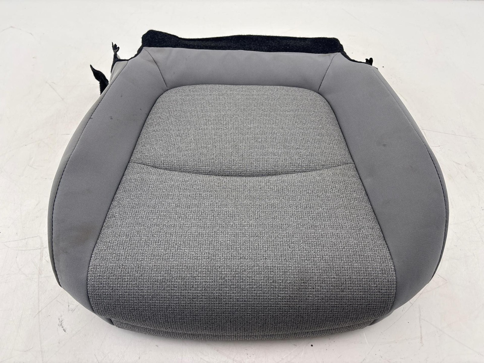 2025 Toyota Sienna 2.5l AWD Front Left Lower Seat Bottom Cushion OEM